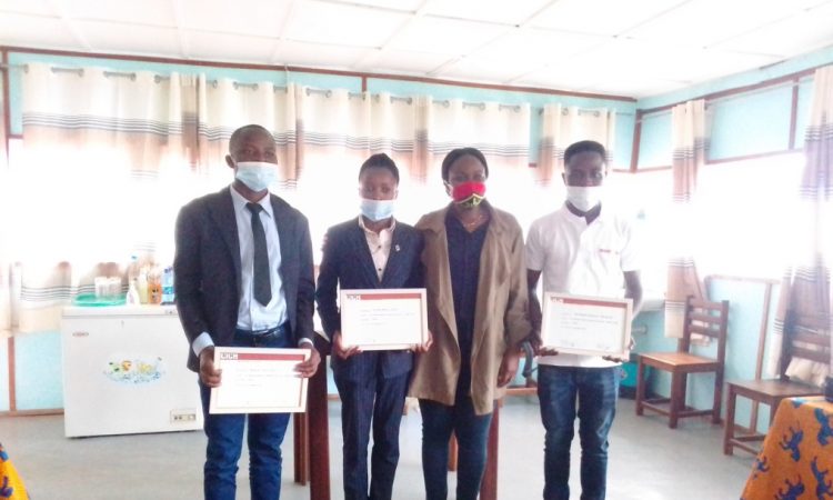 les trois lauréats du concours CICR 2020 primés